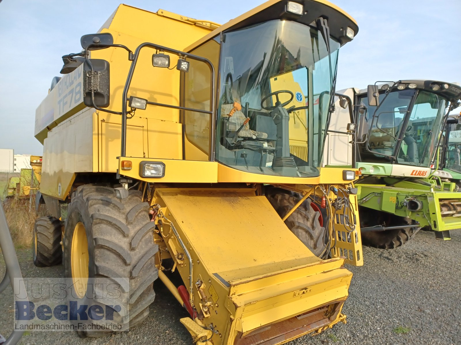 Mähdrescher of the type New Holland TF 78, Gebrauchtmaschine in Weimar-Niederwalgern (Picture 10)