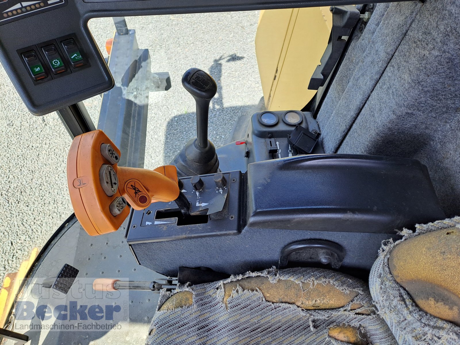 Mähdrescher of the type New Holland TF 78, Gebrauchtmaschine in Weimar-Niederwalgern (Picture 13)