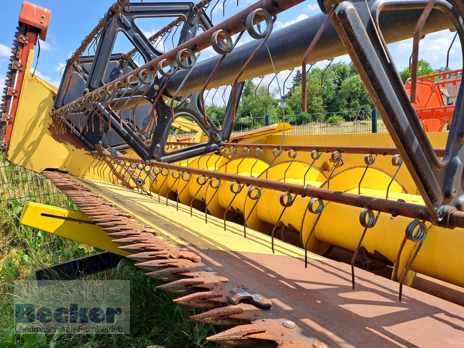 Mähdrescher of the type New Holland TF 78, Gebrauchtmaschine in Weimar-Niederwalgern (Picture 24)