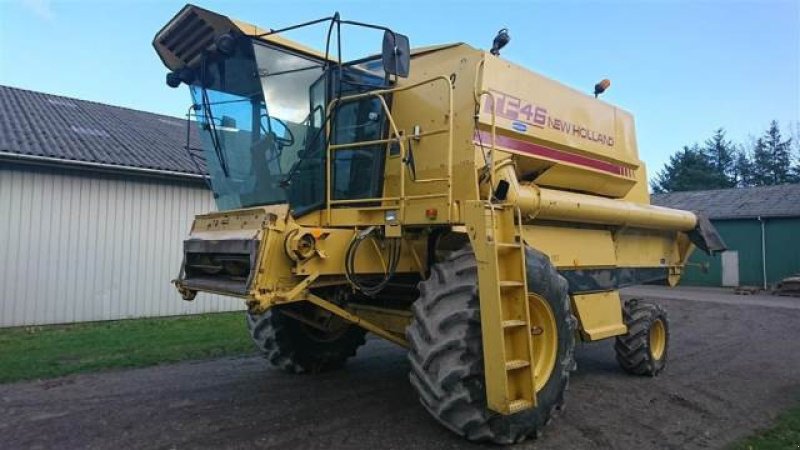 Mähdrescher tip New Holland TF46, Gebrauchtmaschine in Hemmet (Poză 1)
