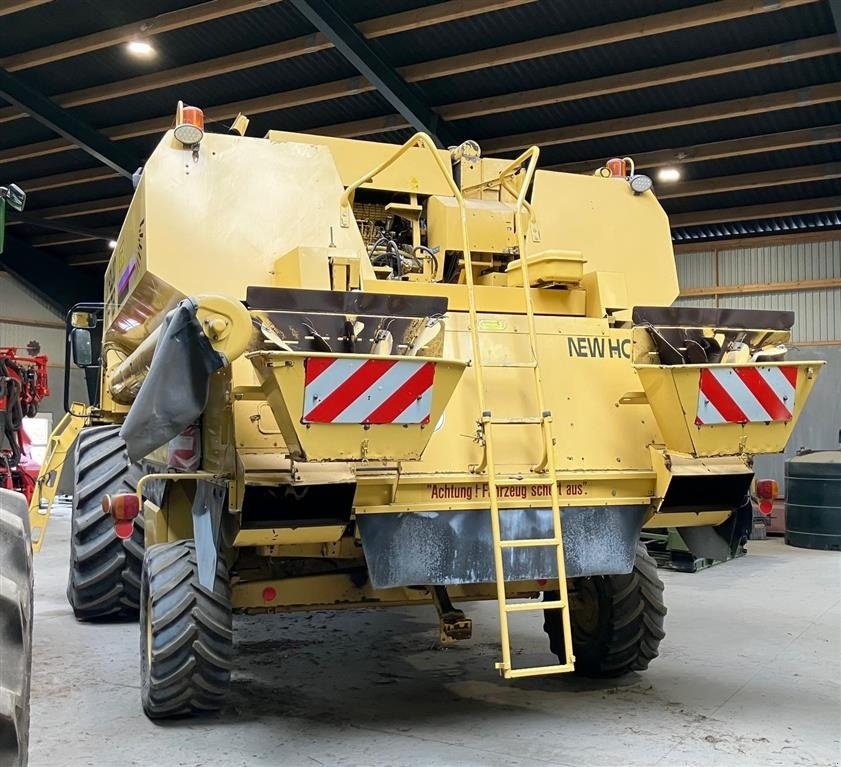Mähdrescher des Typs New Holland TF78, Gebrauchtmaschine in Horsens (Bild 5)