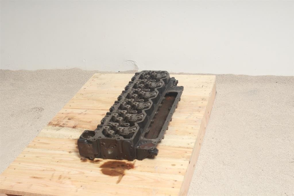 Mähdrescher tip New Holland TS125A Topstykke / Cylinder Head, Gebrauchtmaschine in Viborg (Poză 5)