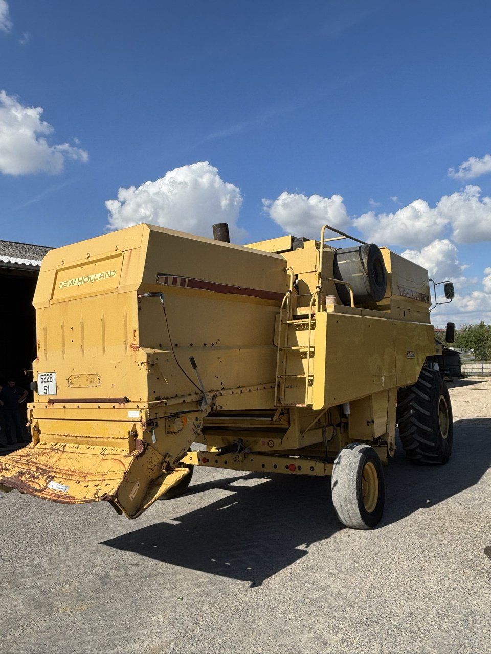 Mähdrescher Türe ait New Holland TX 32, Gebrauchtmaschine içinde VERT TOULON (resim 7)