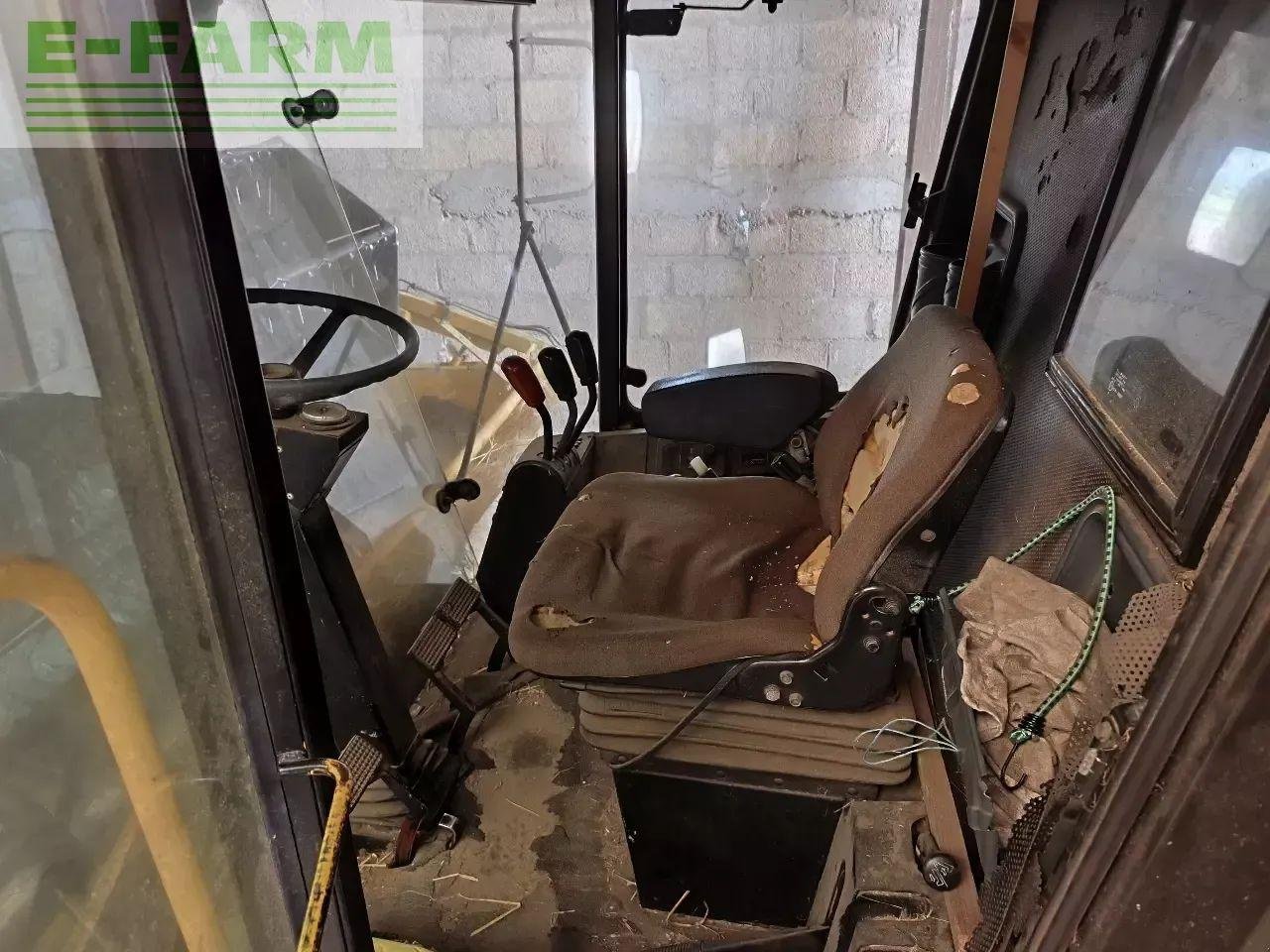 Mähdrescher del tipo New Holland tx 32, Gebrauchtmaschine en CHAUVONCOURT (Imagen 10)