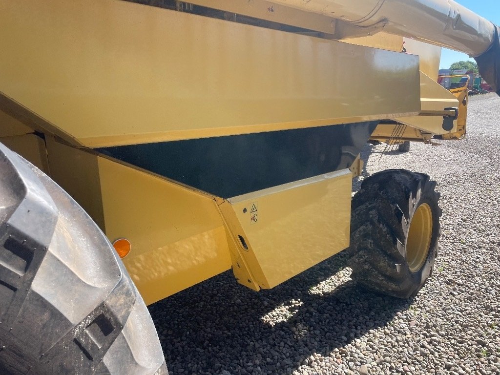 Mähdrescher of the type New Holland TX 66, Gebrauchtmaschine in Ribe (Picture 8)