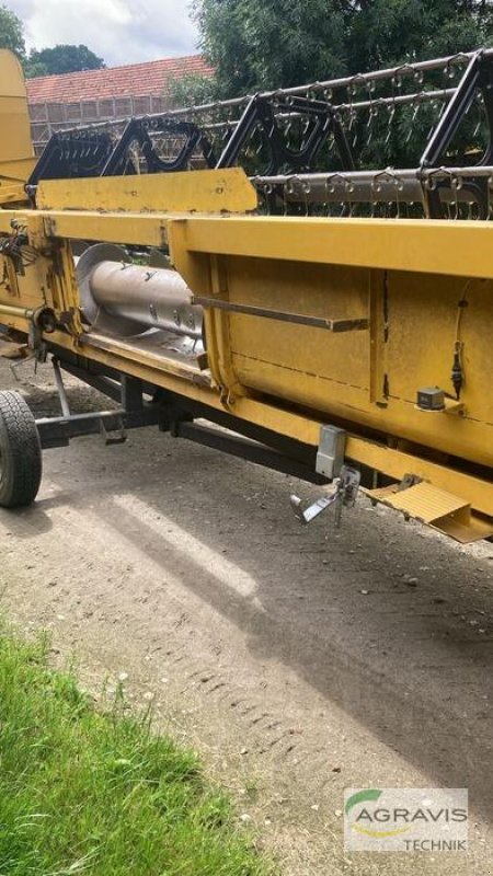Mähdrescher of the type New Holland TX 67, Gebrauchtmaschine in Schneverdingen (Picture 10)