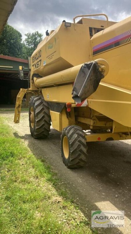 Mähdrescher of the type New Holland TX 67, Gebrauchtmaschine in Schneverdingen (Picture 8)