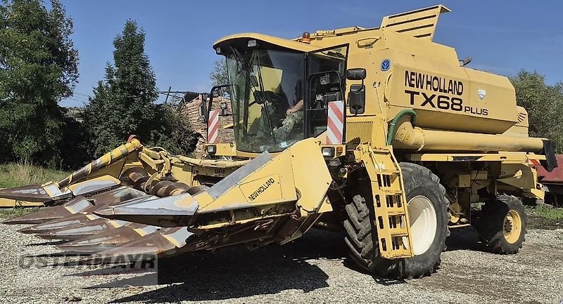 Mähdrescher of the type New Holland TX 68 Plus, Gebrauchtmaschine in Mediasch (Picture 1)
