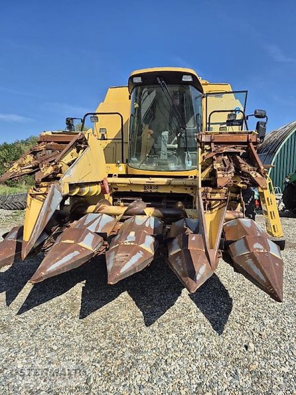 Mähdrescher of the type New Holland TX 68 Plus, Gebrauchtmaschine in Mediasch (Picture 3)
