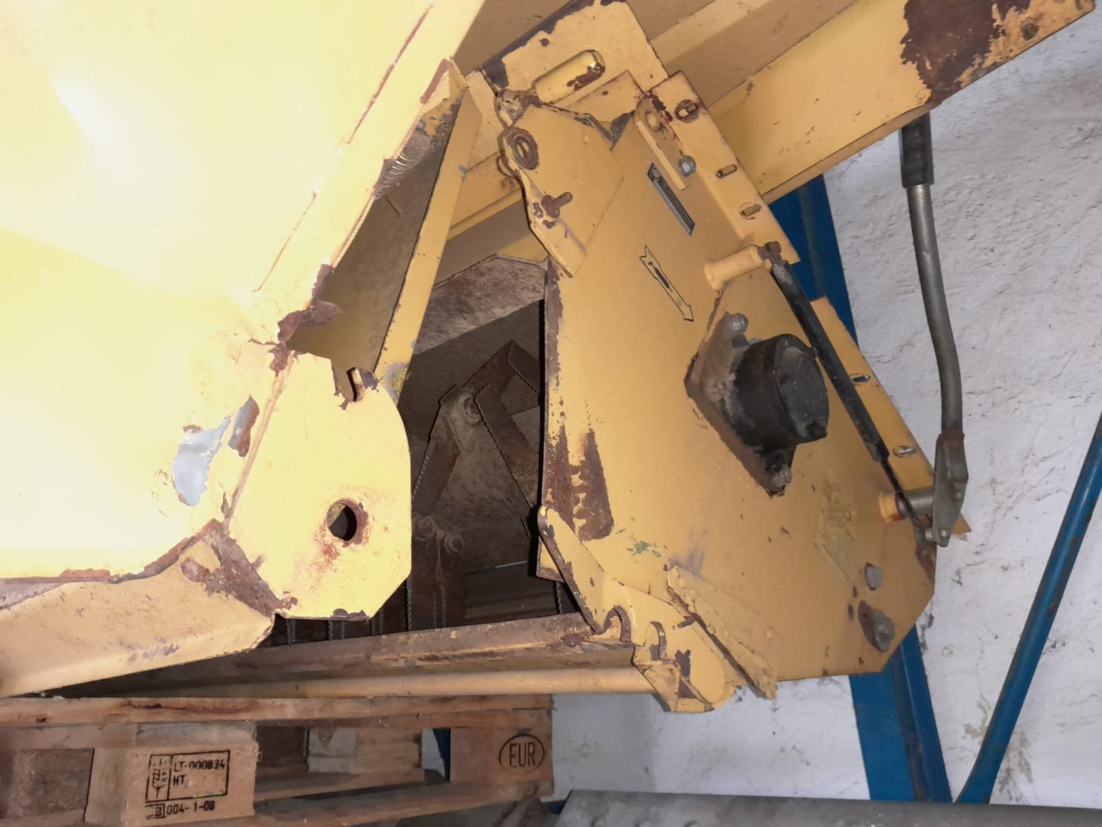 Mähdrescher van het type New Holland TX-TF, CX-CR, Geringhoff, gebraucht in St.Bartholomä (Foto 23)