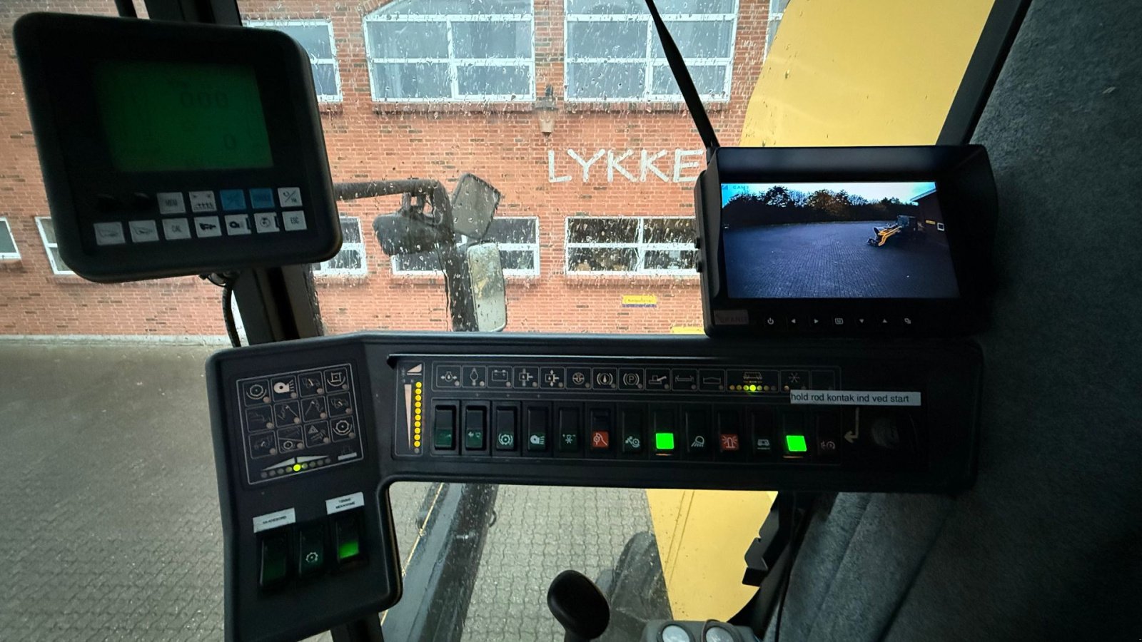 Mähdrescher des Typs New Holland TX68 + 24” skærebord, Gebrauchtmaschine in Gjerlev J. (Bild 17)