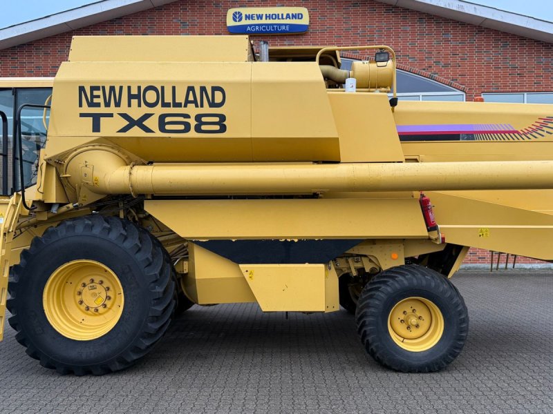 Mähdrescher Türe ait New Holland TX68 + 24” skærebord, Gebrauchtmaschine içinde Gjerlev J. (resim 1)