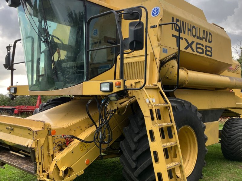 Mähdrescher del tipo New Holland TX68 FSH, Gebrauchtmaschine In Roskilde (Immagine 1)