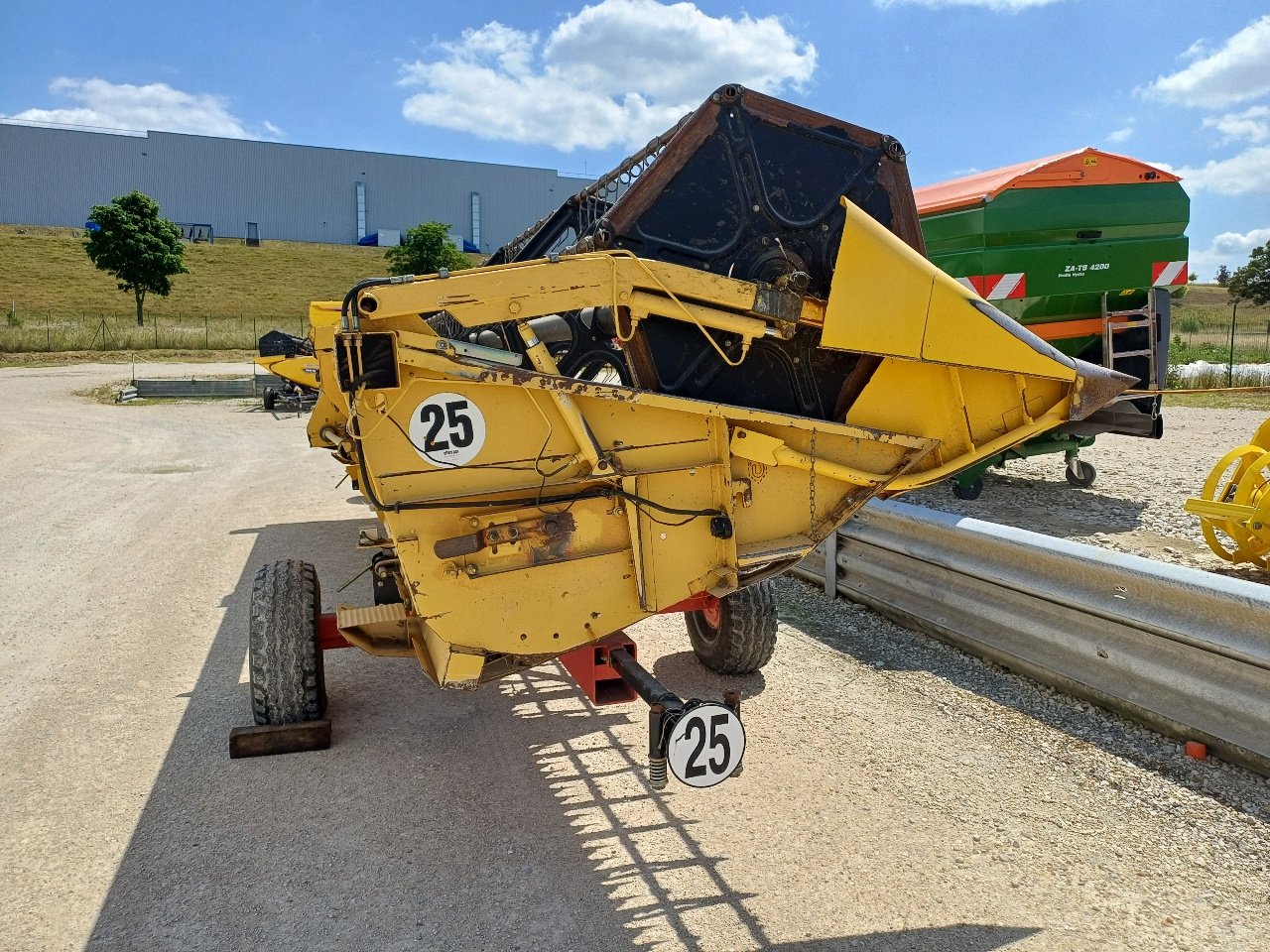 Mähdrescher del tipo New Holland TX68, Gebrauchtmaschine In VERT TOULON (Immagine 4)