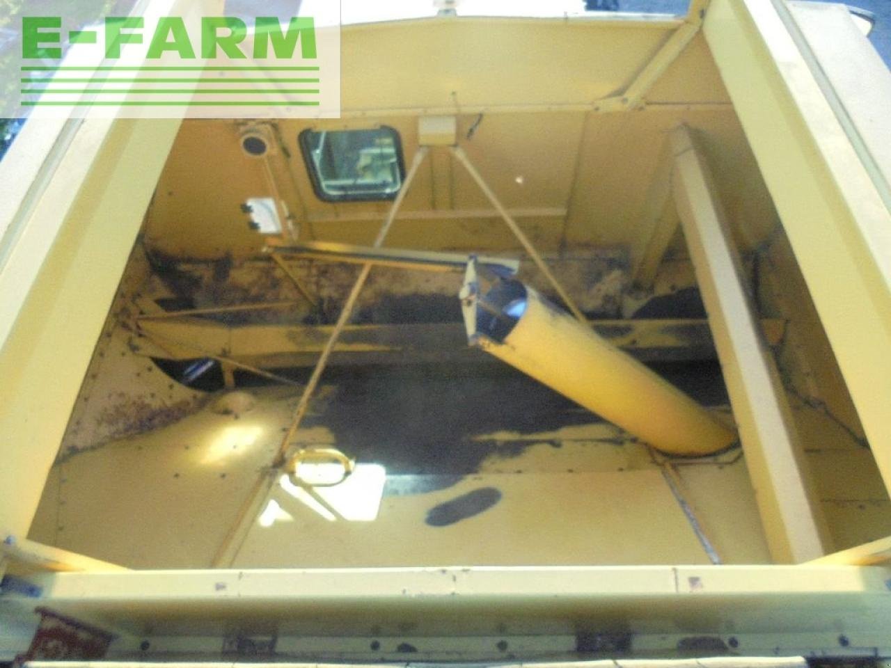 Mähdrescher of the type New Holland tx68fs, Gebrauchtmaschine in Authon (Picture 9)