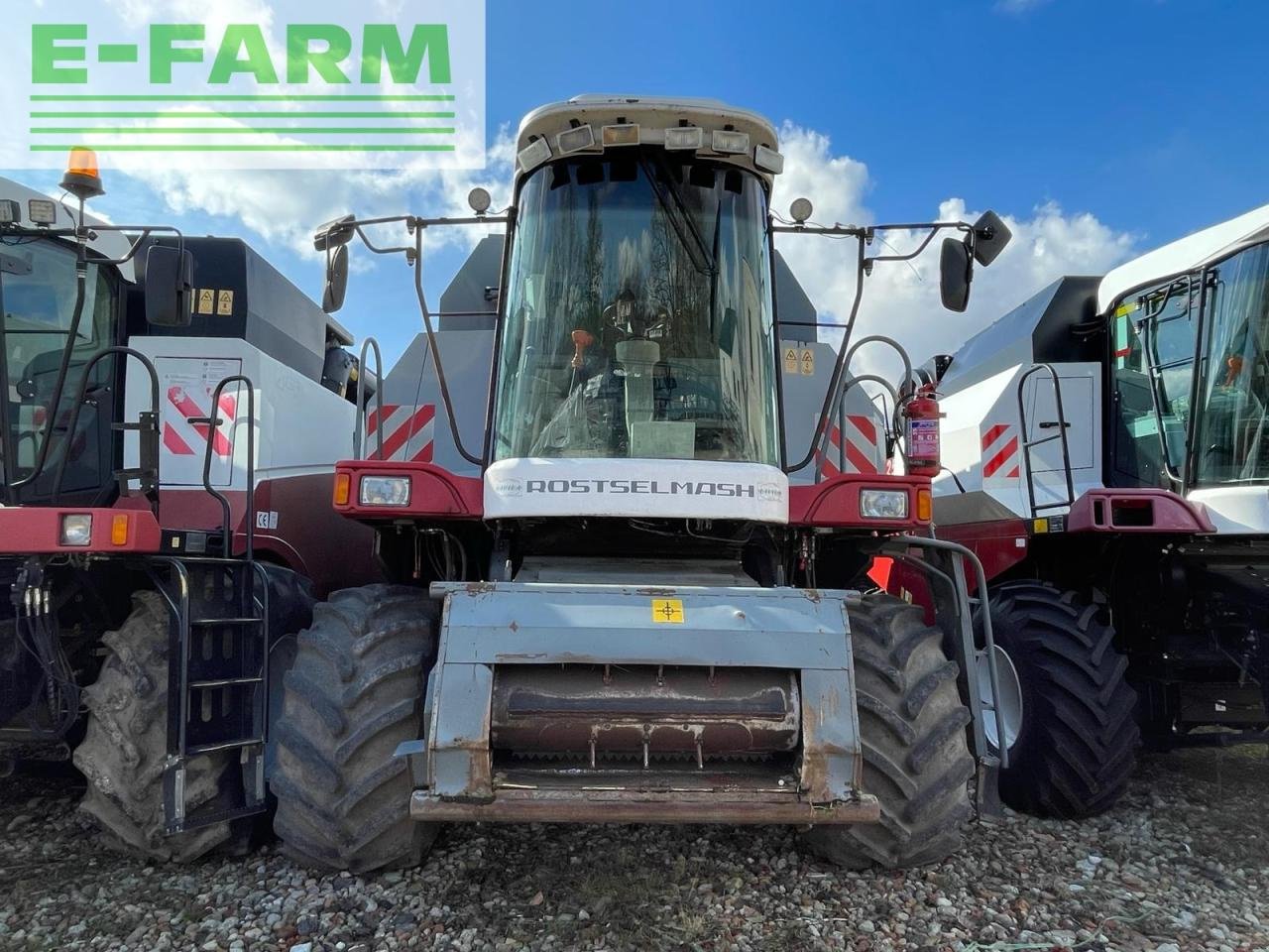 Mähdrescher del tipo Rostselmash Vector 420, Gebrauchtmaschine en Hamburg (Imagen 1)