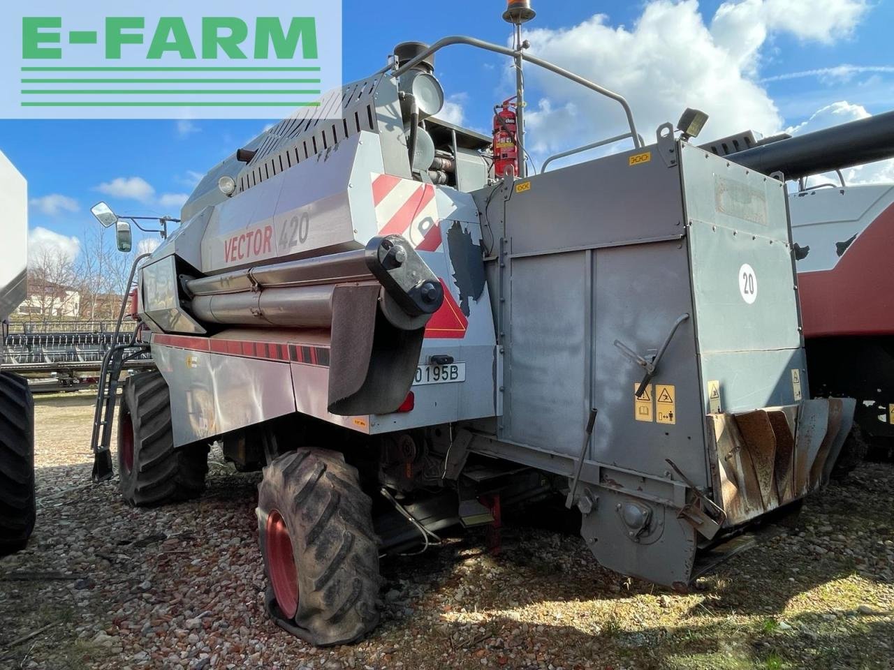 Mähdrescher del tipo Rostselmash Vector 420, Gebrauchtmaschine en Hamburg (Imagen 6)