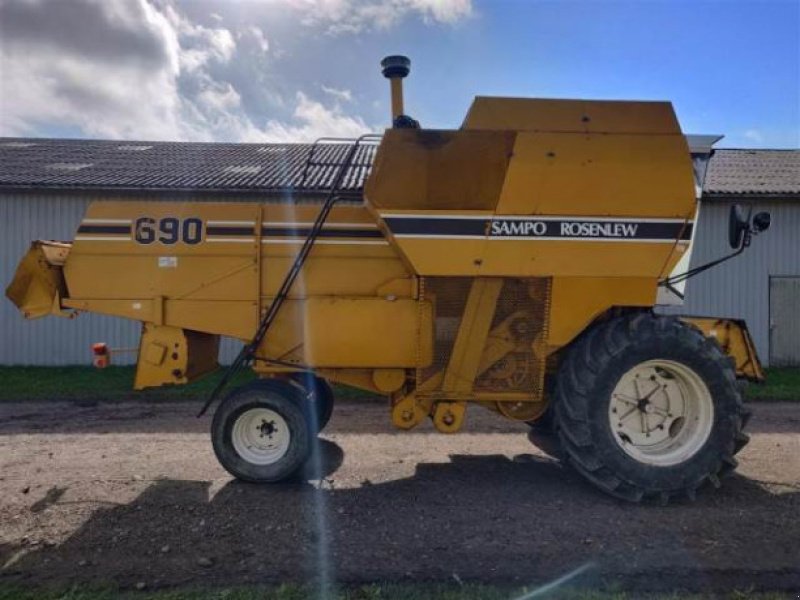 Mähdrescher Türe ait Sampo 690, Gebrauchtmaschine içinde Hemmet (resim 7)