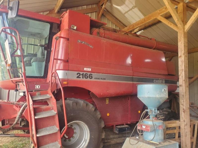 Mähdrescher typu Sonstige 2166, Gebrauchtmaschine w BRAY en Val (Zdjęcie 1)