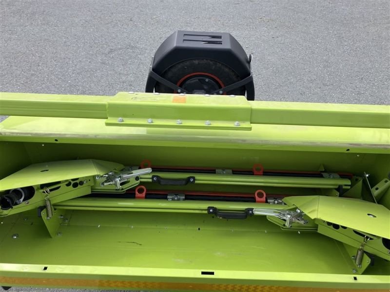 Mähdrescher tip Sonstige CLAAS MÄHDRESCHER EVION 450, Gebrauchtmaschine in Lommatzsch (Poză 20)