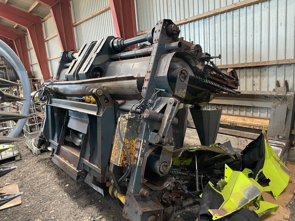 Mähdrescher tip Sonstige Cressoni ALUX LX 8 rk. Plukkebord (majs), Gebrauchtmaschine in Kolding (Poză 3)