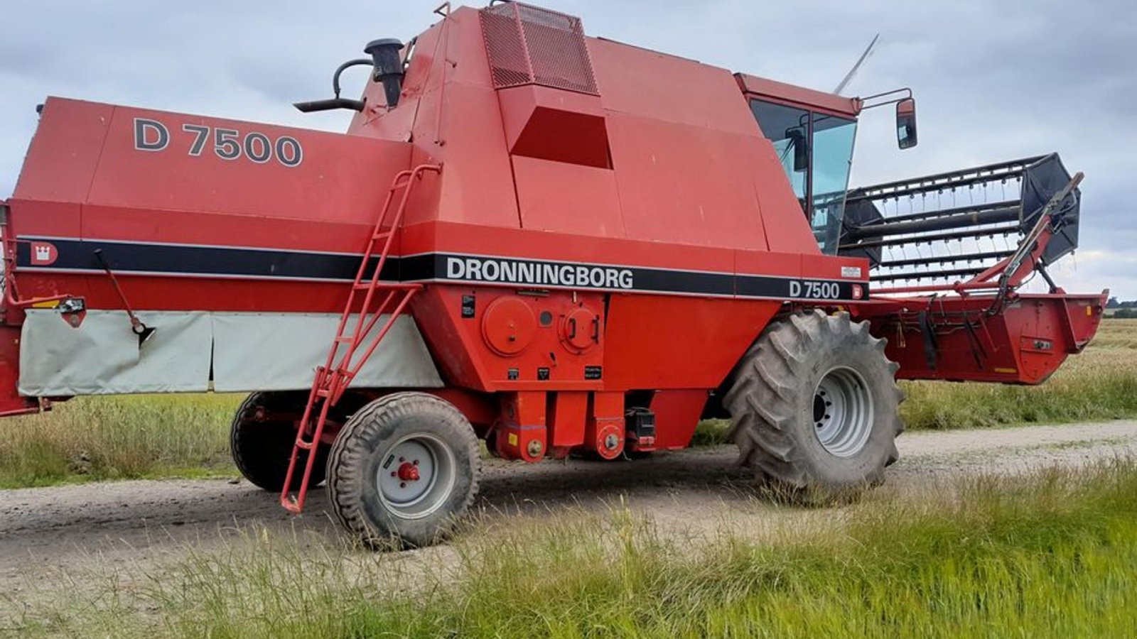 Mähdrescher typu Sonstige D7500 med klap snitter og aircon Helrød model(sidste model) med 3 gear i hydrostat D7500, Gebrauchtmaschine v Skive (Obrázek 3)