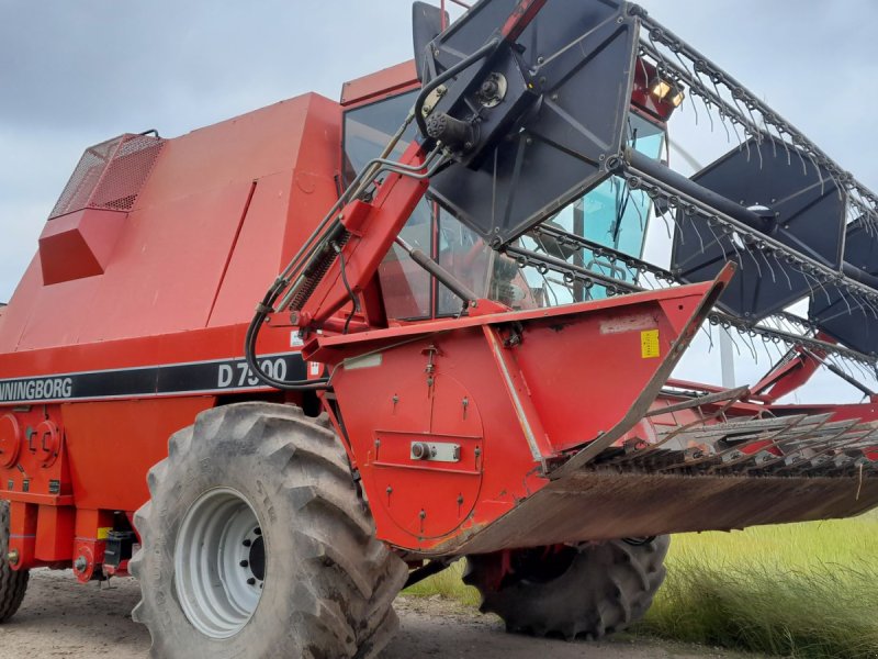 Mähdrescher van het type Sonstige D7500 med snitter og aircon 3 gears hydro en af de sidste produceret med rød hus, Gebrauchtmaschine in Skive (Foto 1)