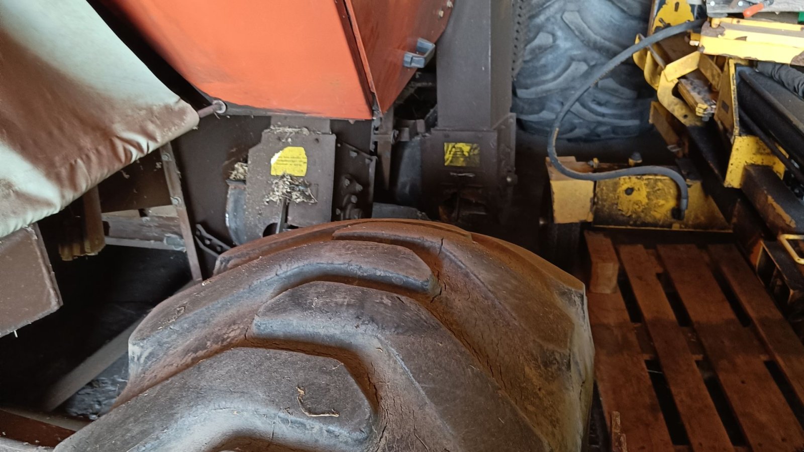 Mähdrescher of the type Sonstige D9000 med 20 fod power flow skærebord, Gebrauchtmaschine in Egtved (Picture 2)