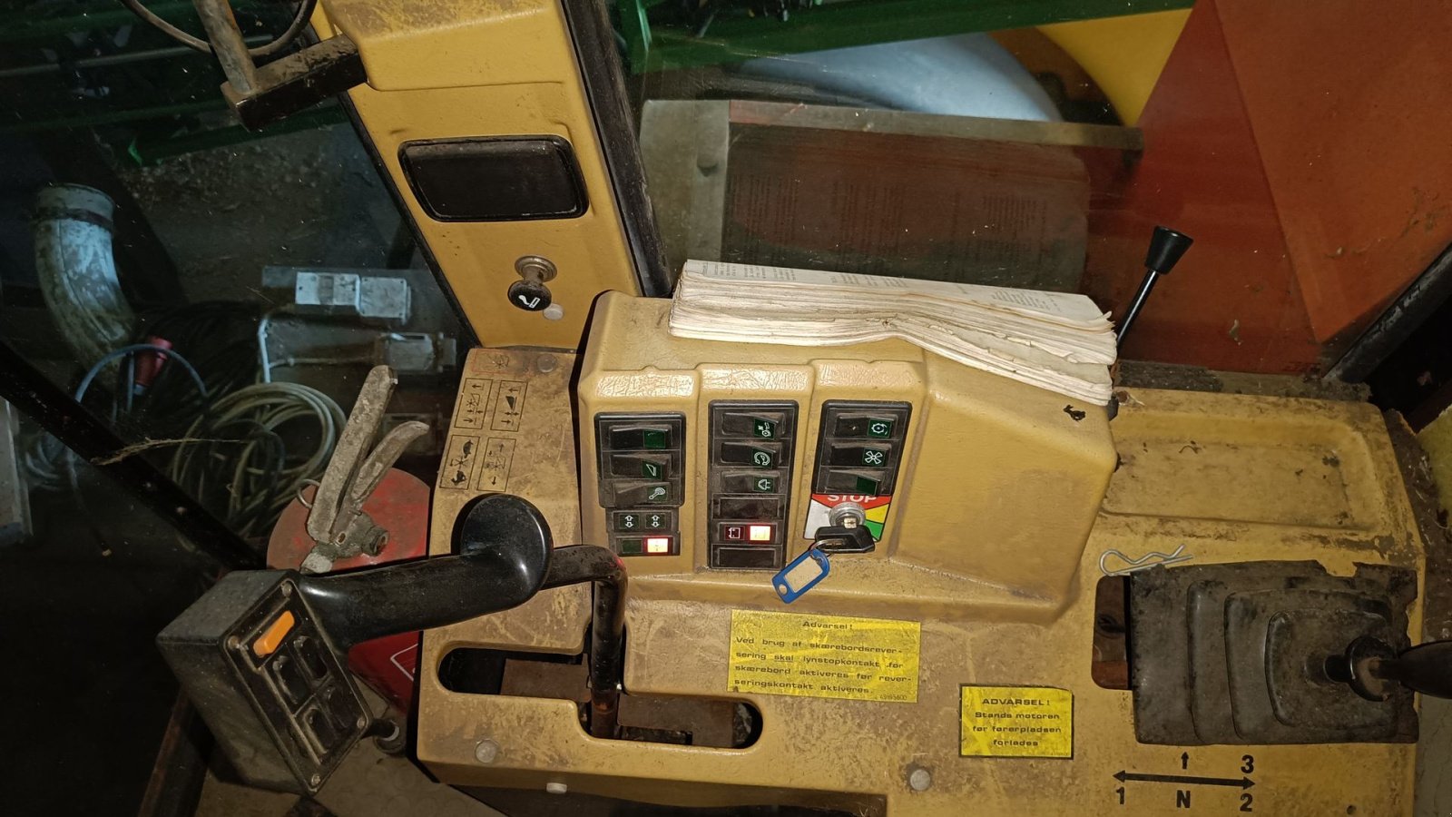 Mähdrescher of the type Sonstige D9000 med 20 fod power flow skærebord, Gebrauchtmaschine in Egtved (Picture 14)