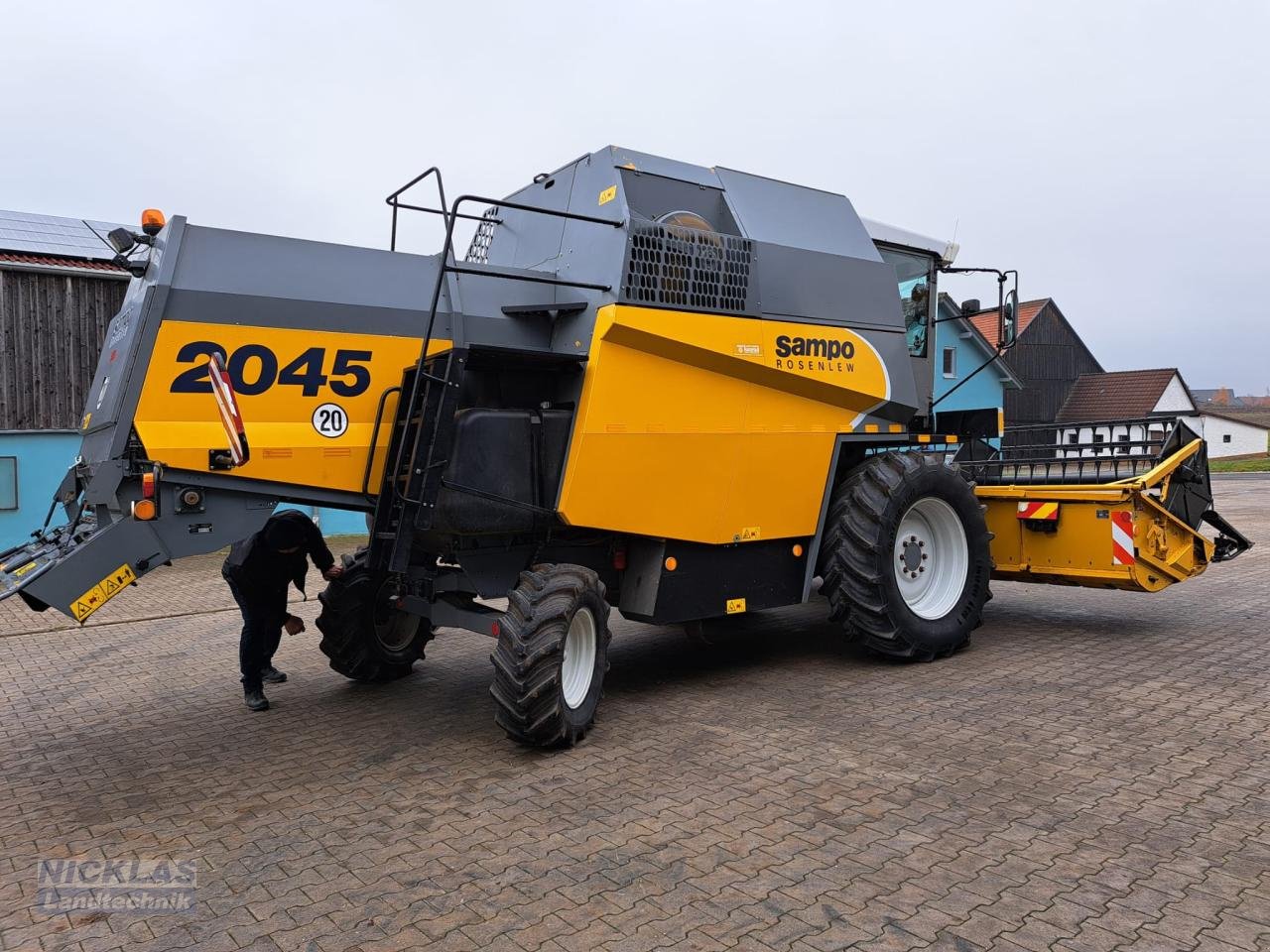 Mähdrescher del tipo Sonstige Sampo SR2045, Gebrauchtmaschine en Schirradorf (Imagen 3)