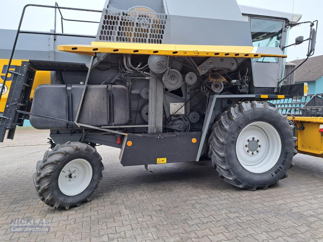 Mähdrescher del tipo Sonstige Sampo SR2045, Gebrauchtmaschine en Schirradorf (Imagen 8)