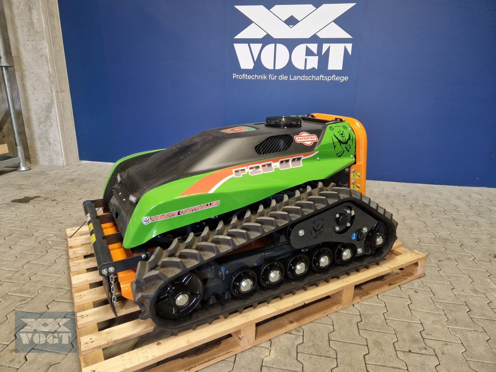 Mähraupe des Typs MDB F23 Mulchraupe /Mähraupe /Funkraupe-Aktionsangebot-, Neumaschine in Schmallenberg (Bild 1)