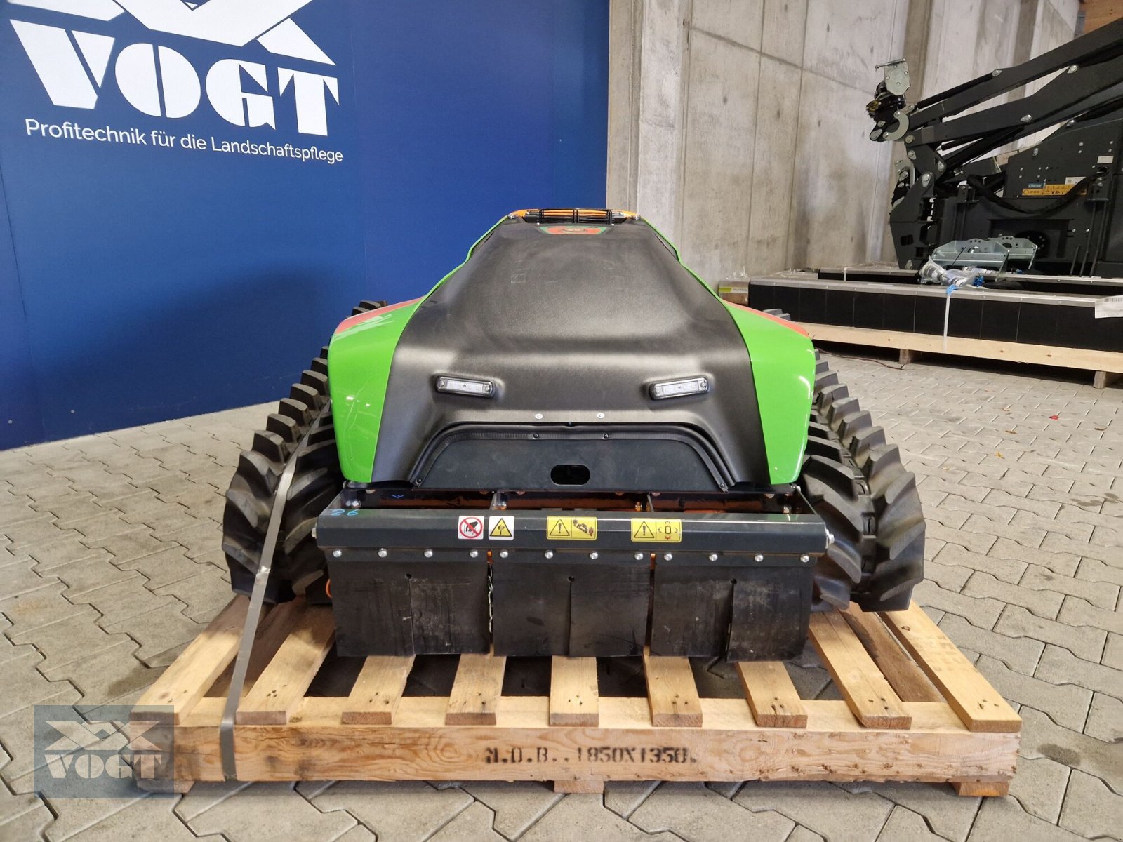 Mähraupe des Typs MDB F23 Mulchraupe /Mähraupe /Funkraupe-Aktionsangebot-, Neumaschine in Schmallenberg (Bild 2)