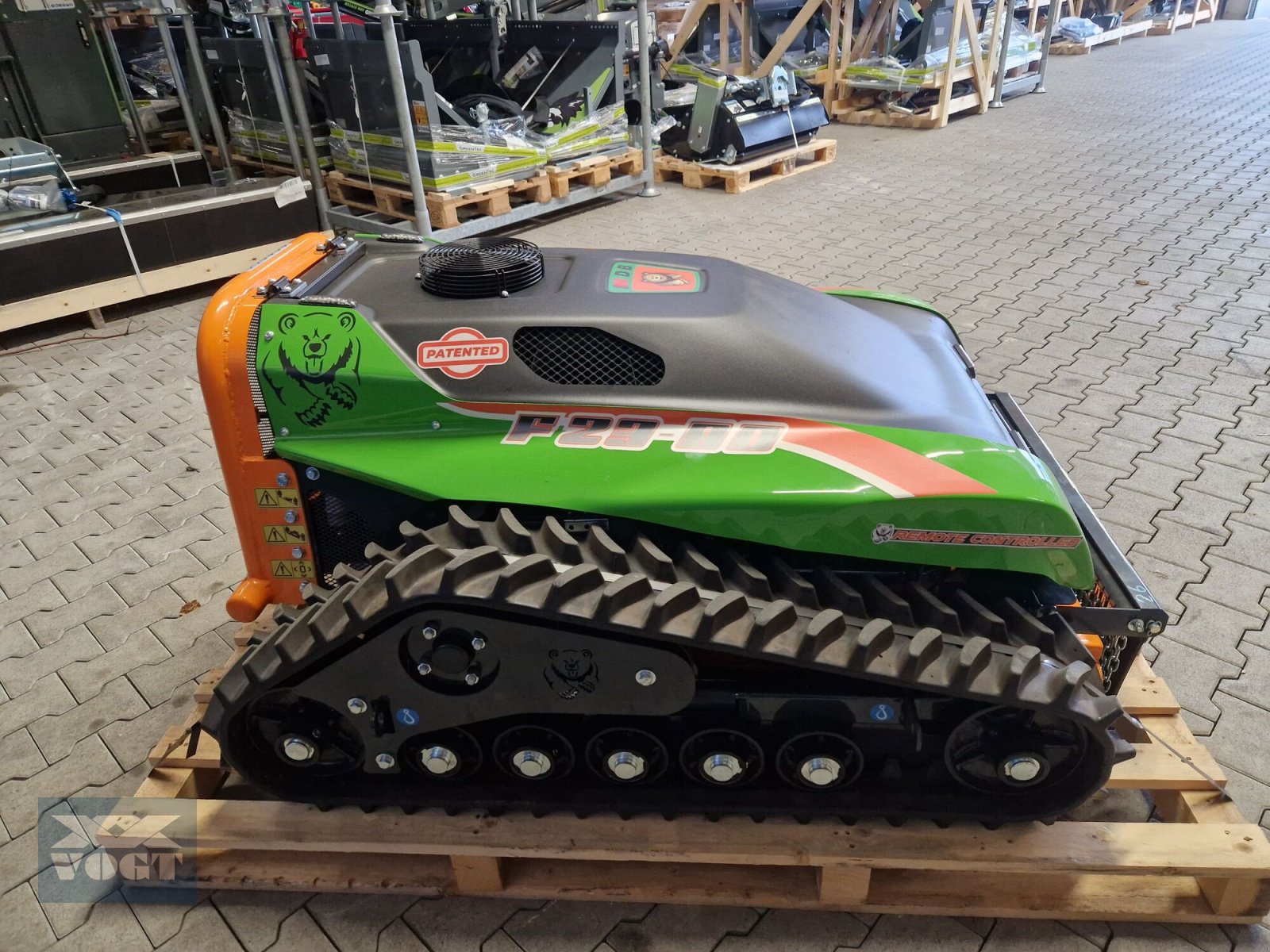 Mähraupe des Typs MDB F23 Mulchraupe /Mähraupe /Funkraupe-Aktionsangebot-, Neumaschine in Schmallenberg (Bild 3)