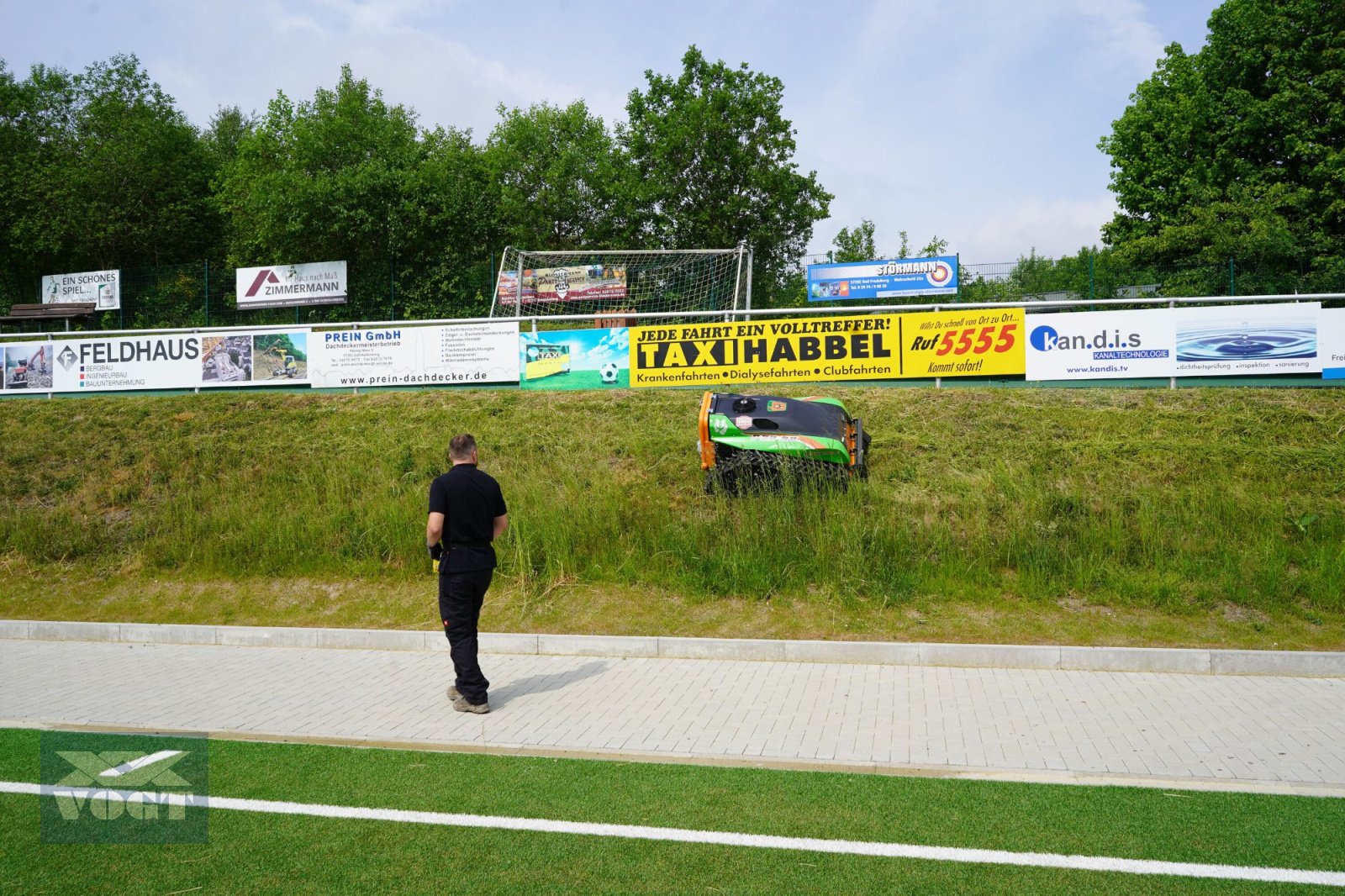 Mähraupe des Typs MDB F23 Mulchraupe /Mähraupe /Funkraupe-Aktionsangebot-, Neumaschine in Schmallenberg (Bild 13)