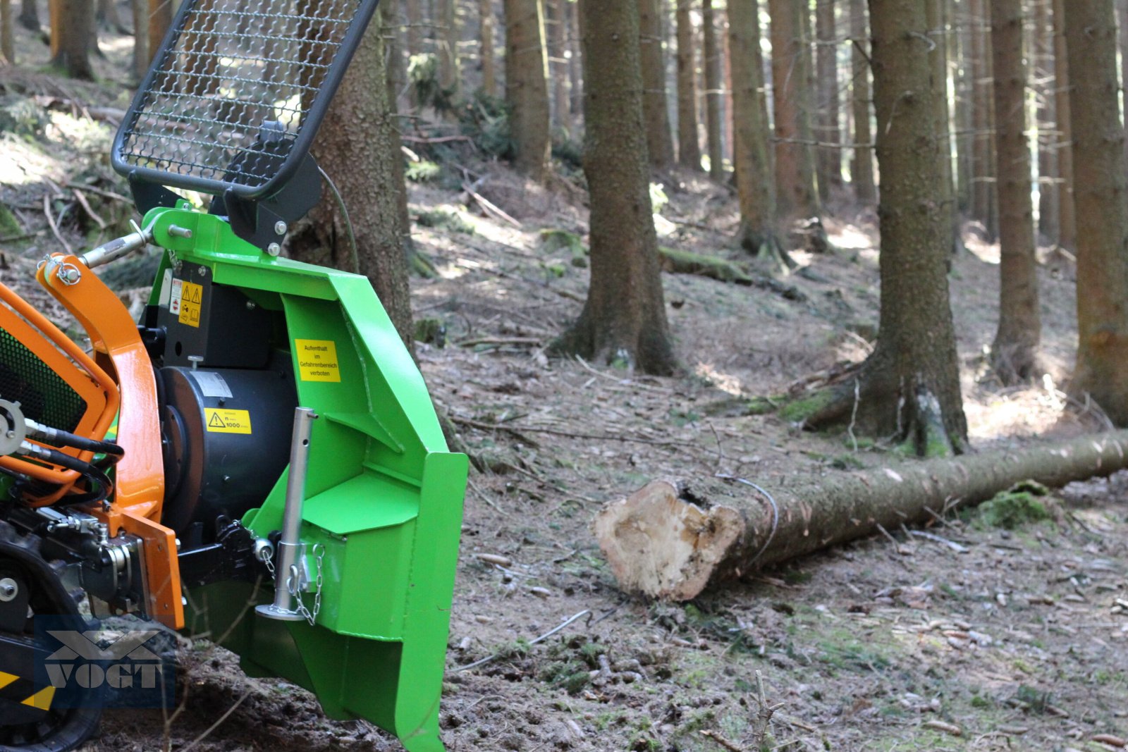 Mähraupe des Typs MDB LV 600 PRO Mulchraupe /Funkraupe /Geräteträger mit Ritter D60 Seilwinde, Neumaschine in Schmallenberg (Bild 2)