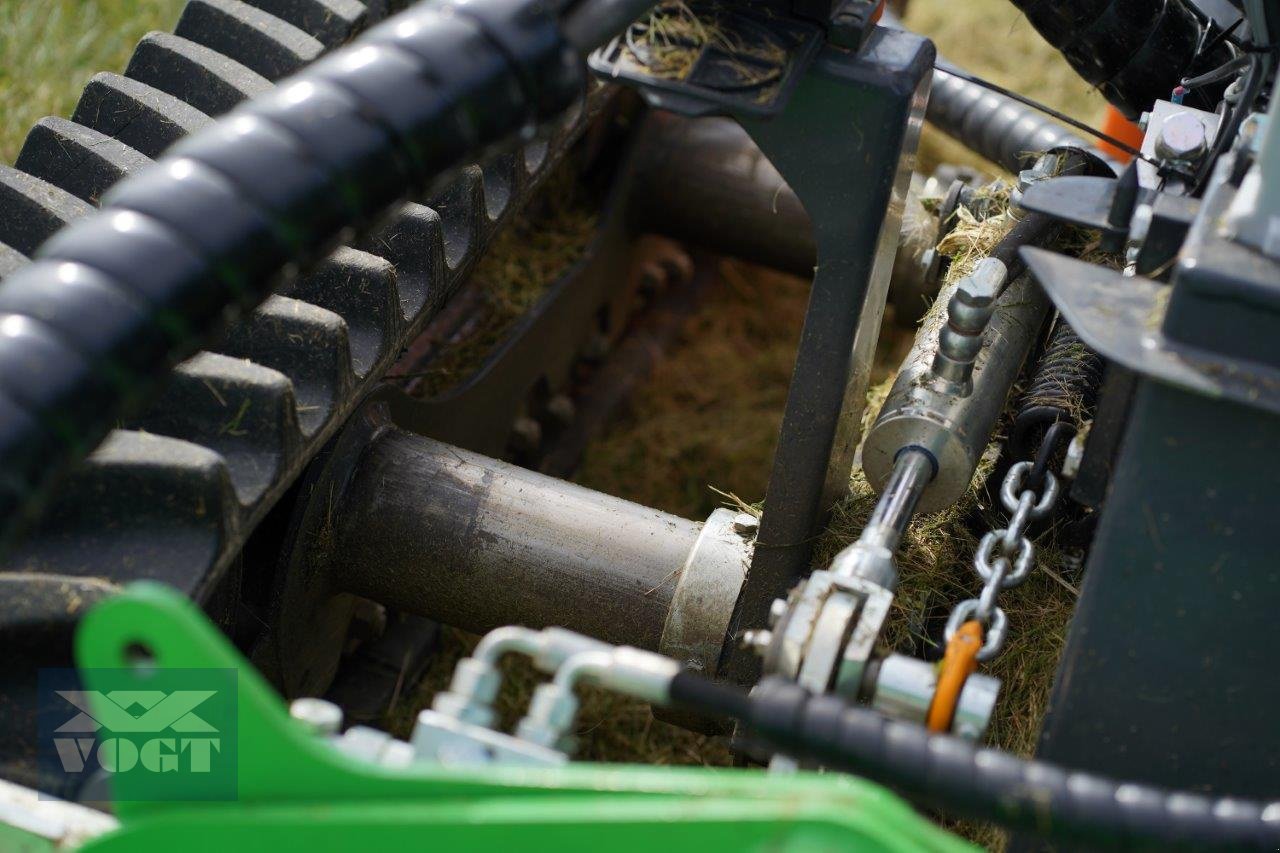 Mähraupe des Typs MDB LV500 PRO Mulchraupe /Funkraupe/ Geräteträger mit DRAGONE V-130 Mulchkopf, Neumaschine in Schmallenberg (Bild 10)