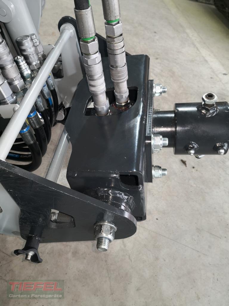 Mähraupe des Typs Timan Hydr. Antriebsadapter für RC 1000, Neumaschine in Veitsbronn (Bild 3)