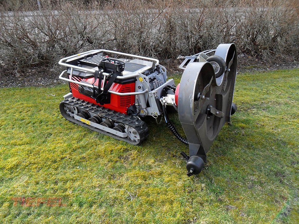 Mähraupe typu Timan RC 1000S, Neumaschine v Veitsbronn (Obrázek 4)