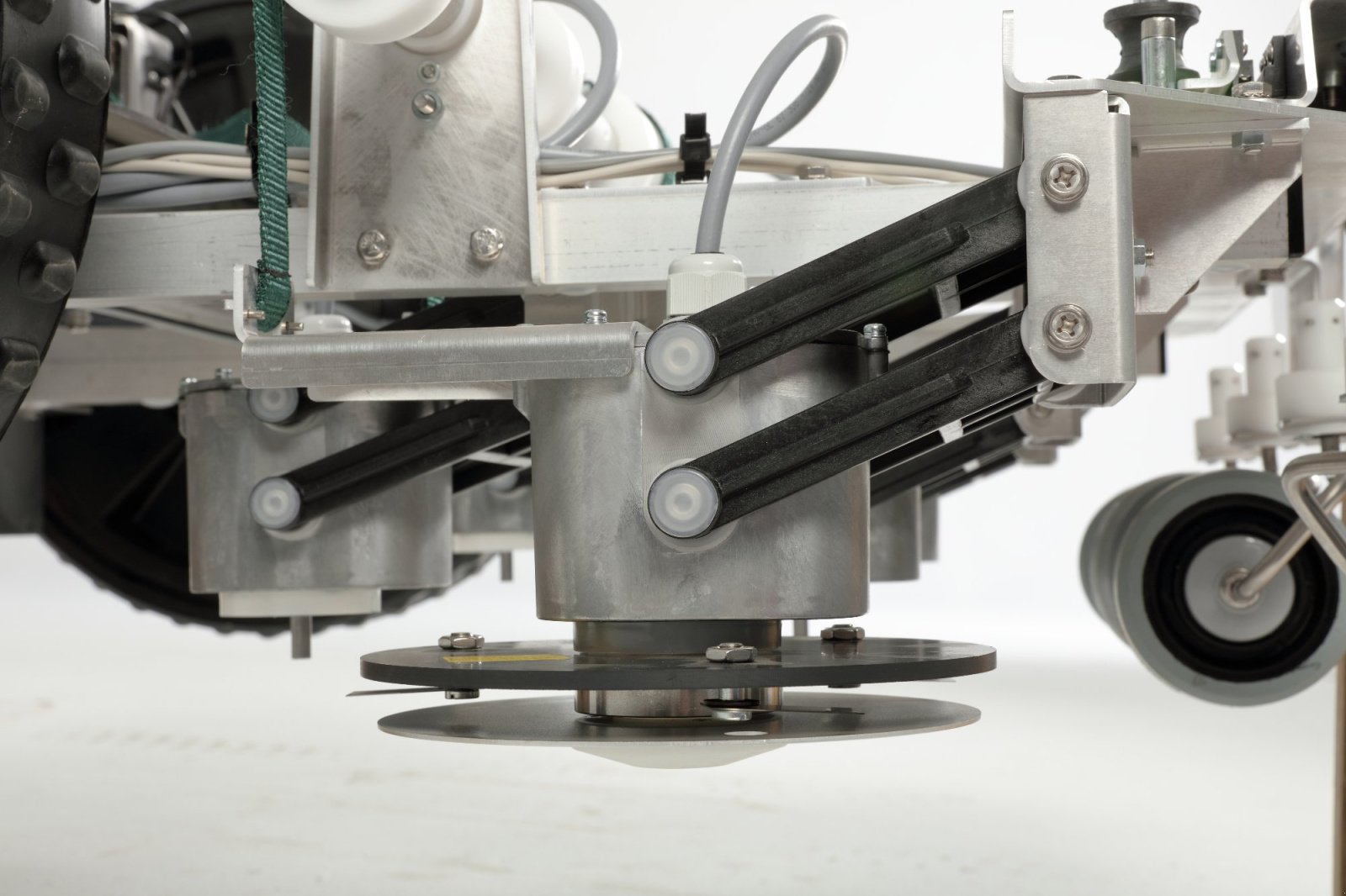 Mähroboter typu ECHO Robotics TM-2050, Neumaschine v Hanau (Obrázek 3)