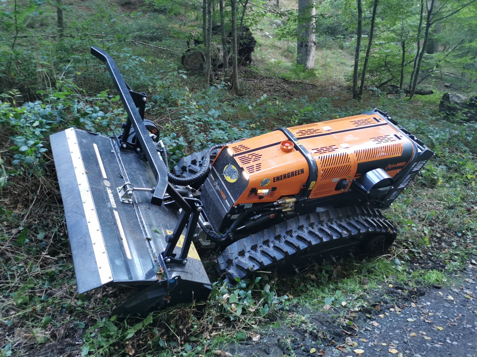 Mähroboter des Typs Energreen Robo Midi, Gebrauchtmaschine in Kehrig (Bild 1)