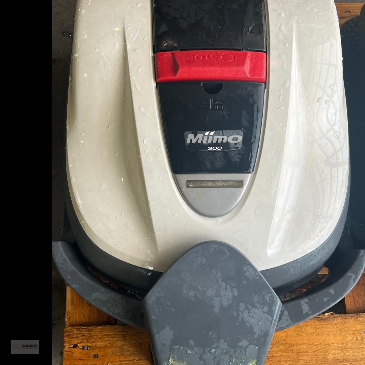 Mähroboter des Typs Honda HRM 300, Vorführmaschine in Kirchheim b. München (Bild 2)