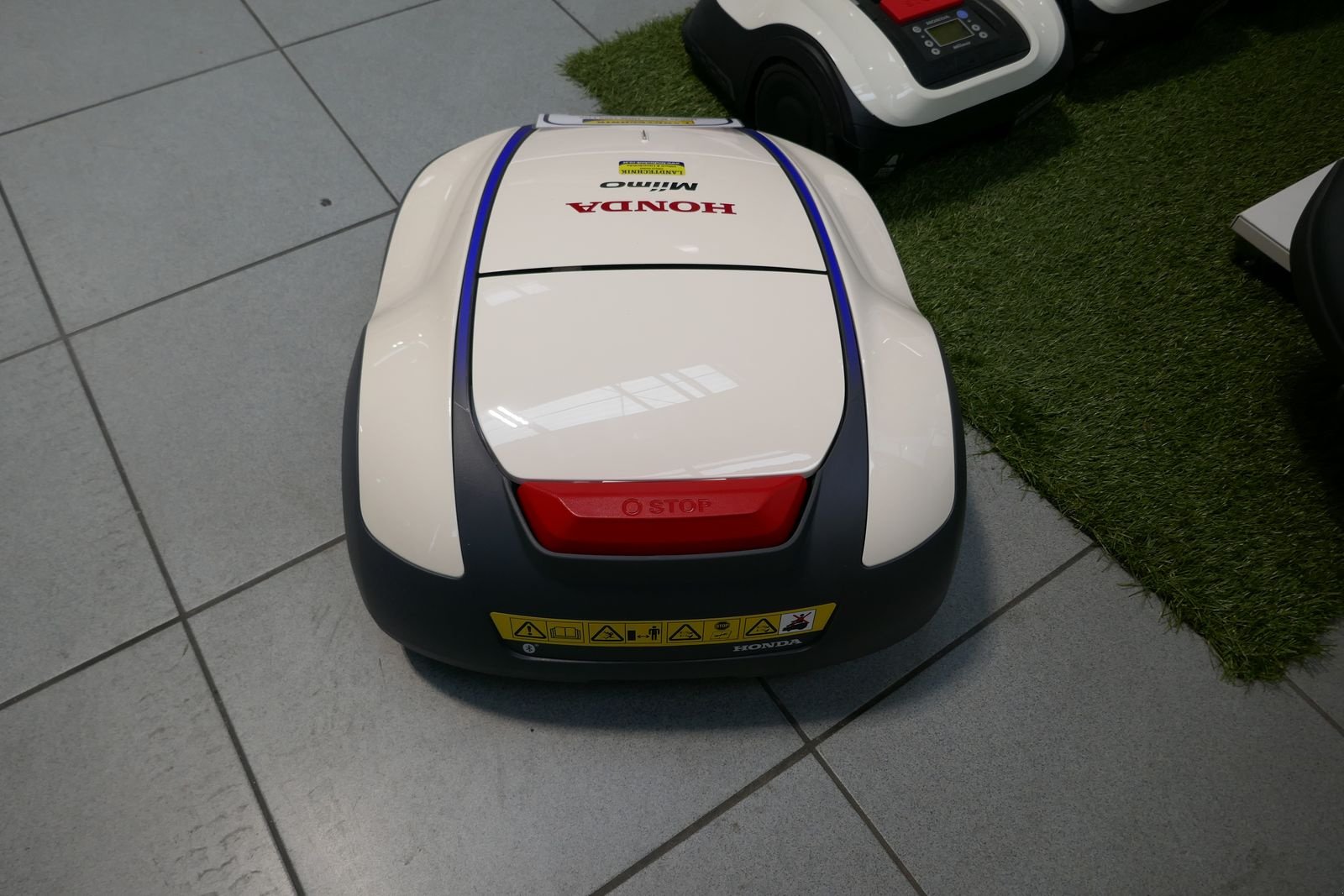 Mähroboter des Typs Honda Miimo HRM 1500 Live, Gebrauchtmaschine in Villach (Bild 5)