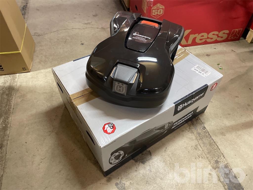 Mähroboter des Typs Husqvarna 310 MARK II, Gebrauchtmaschine in Düsseldorf (Bild 1)