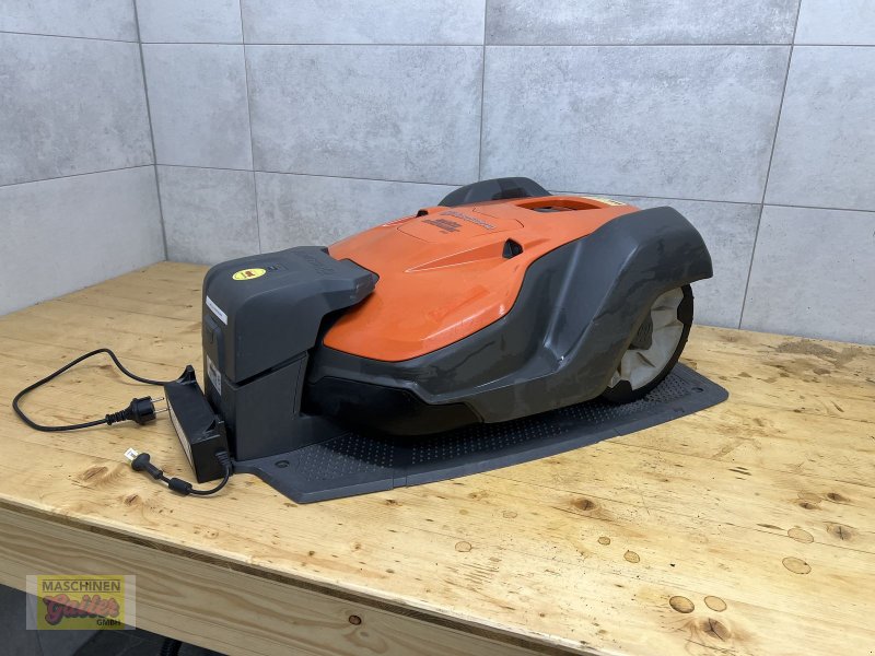 Mähroboter типа Husqvarna 550, Gebrauchtmaschine в Kötschach (Фотография 1)