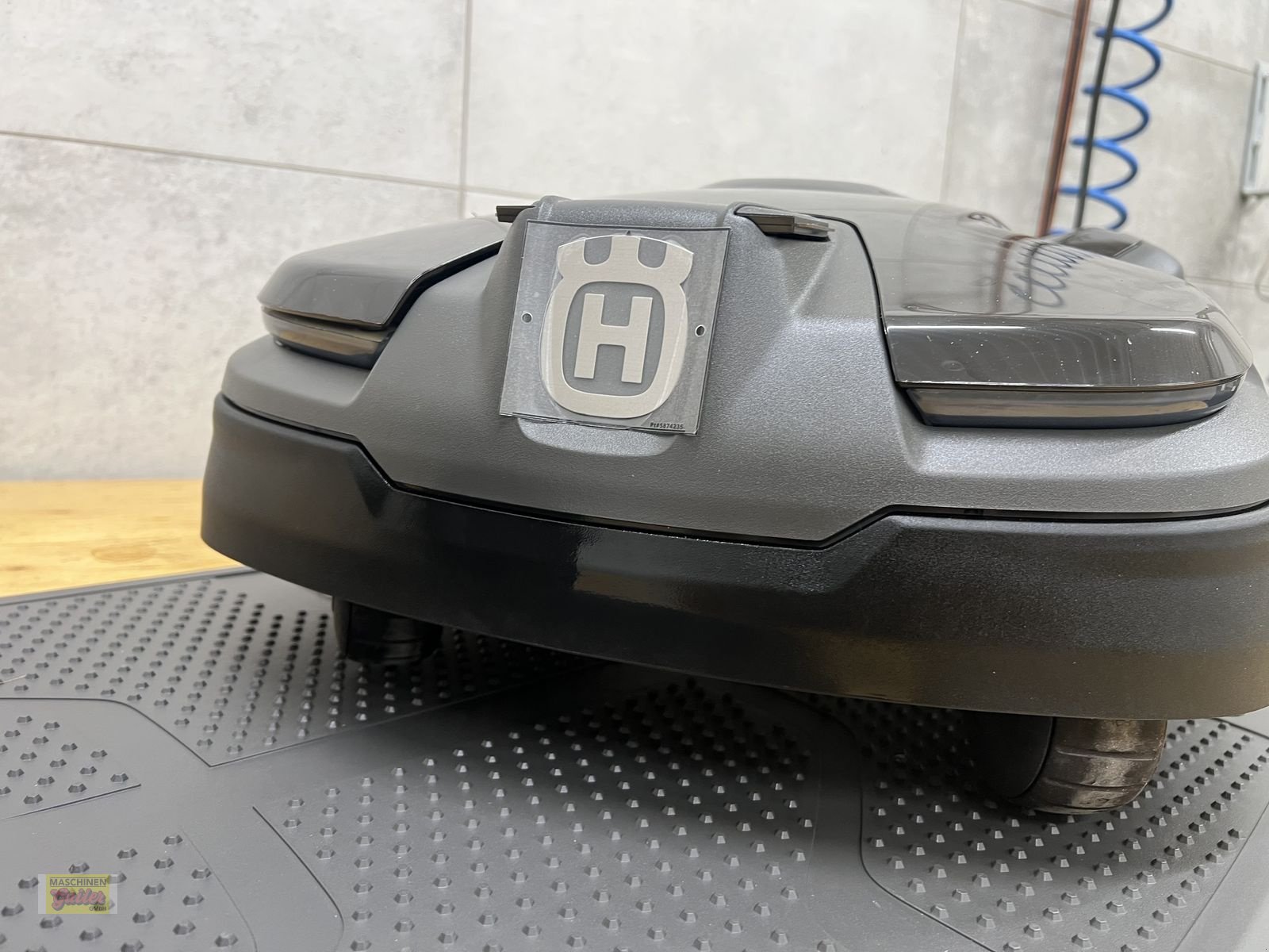 Mähroboter des Typs Husqvarna Automower 405 X, Neumaschine in Kötschach (Bild 8)