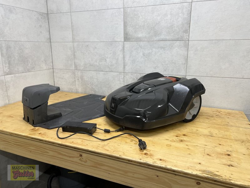Mähroboter типа Husqvarna Automower 420, Gebrauchtmaschine в Kötschach (Фотография 1)