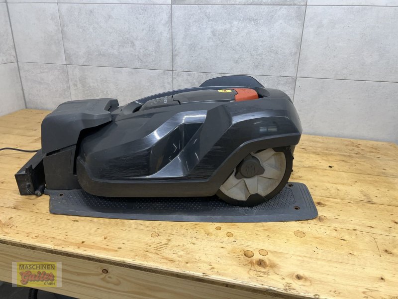 Mähroboter типа Husqvarna Automower 440 mit Connect, Gebrauchtmaschine в Kötschach (Фотография 1)