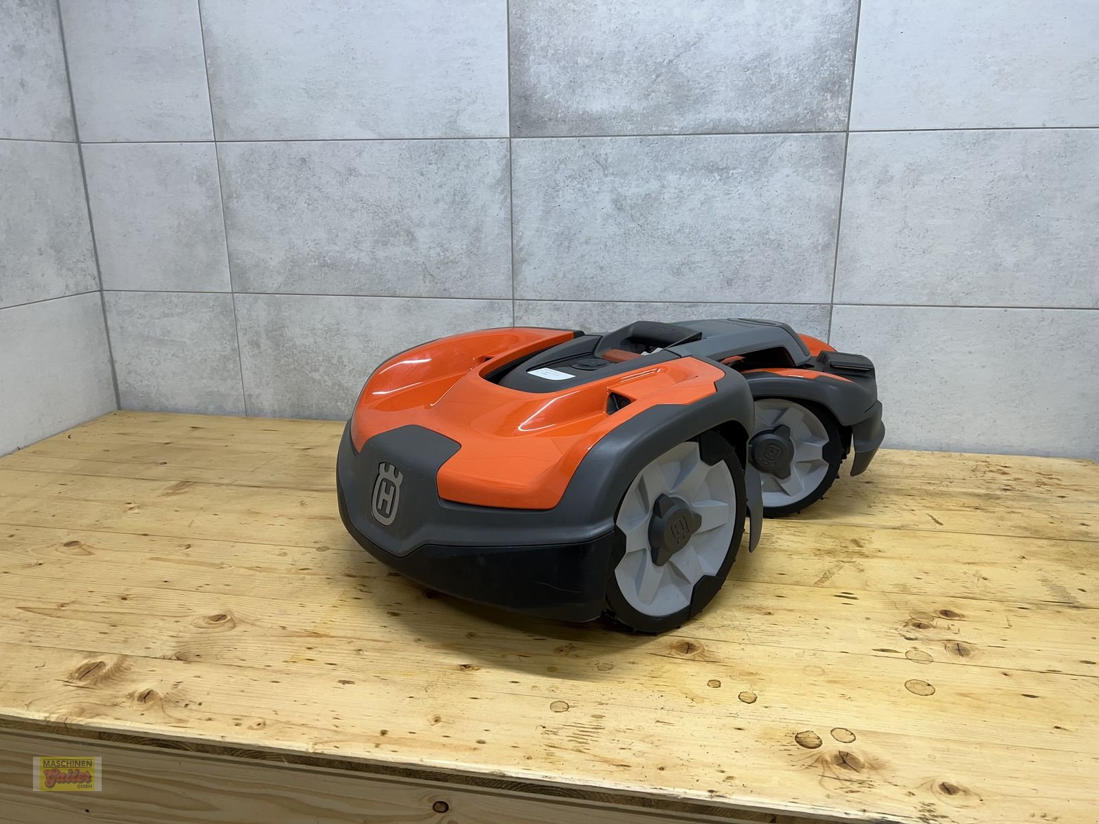 Mähroboter des Typs Husqvarna Automower 535 AWD, Neumaschine in Kötschach (Bild 3)