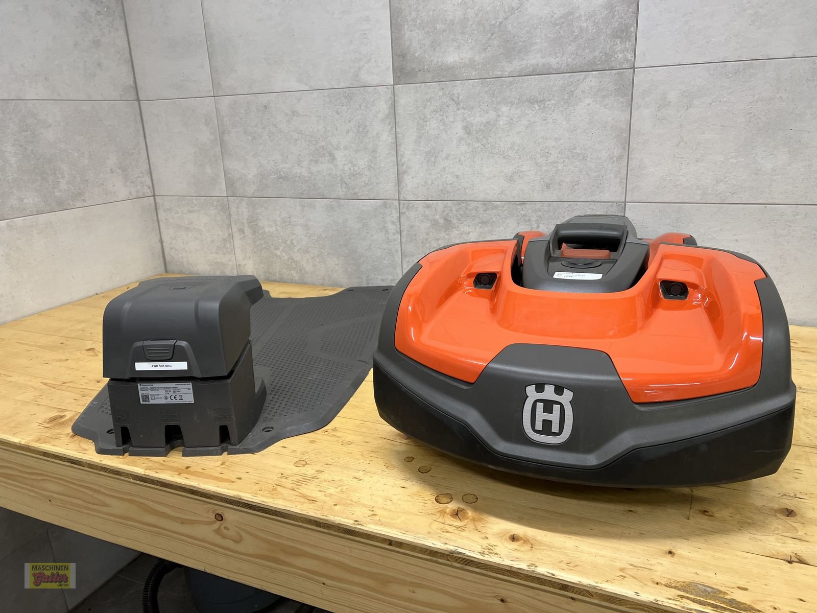 Mähroboter des Typs Husqvarna Automower 535 AWD, Neumaschine in Kötschach (Bild 7)